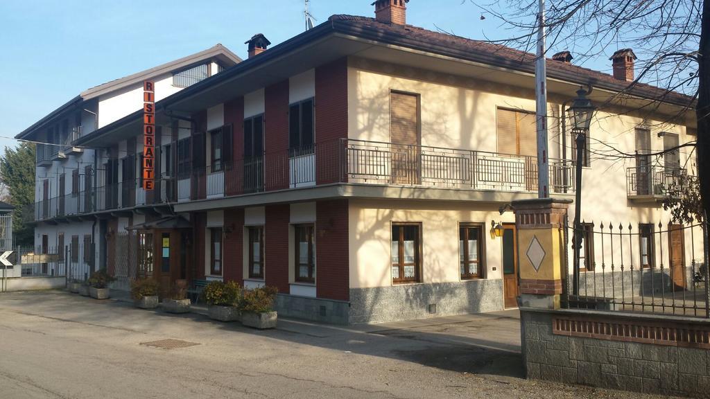 Готель Ristorante Buasca Cuorgne Екстер'єр фото