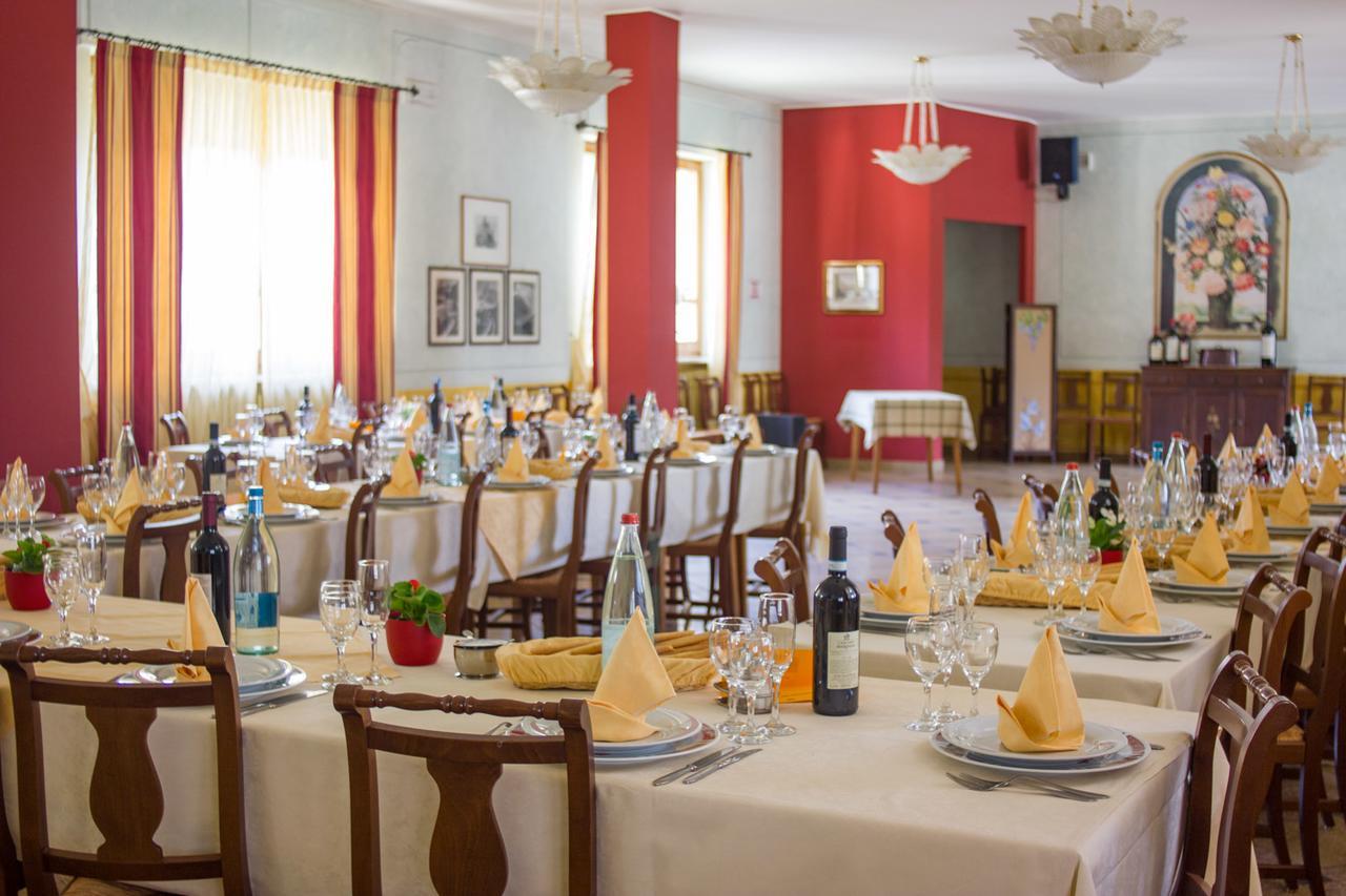 Готель Ristorante Buasca Cuorgne Екстер'єр фото