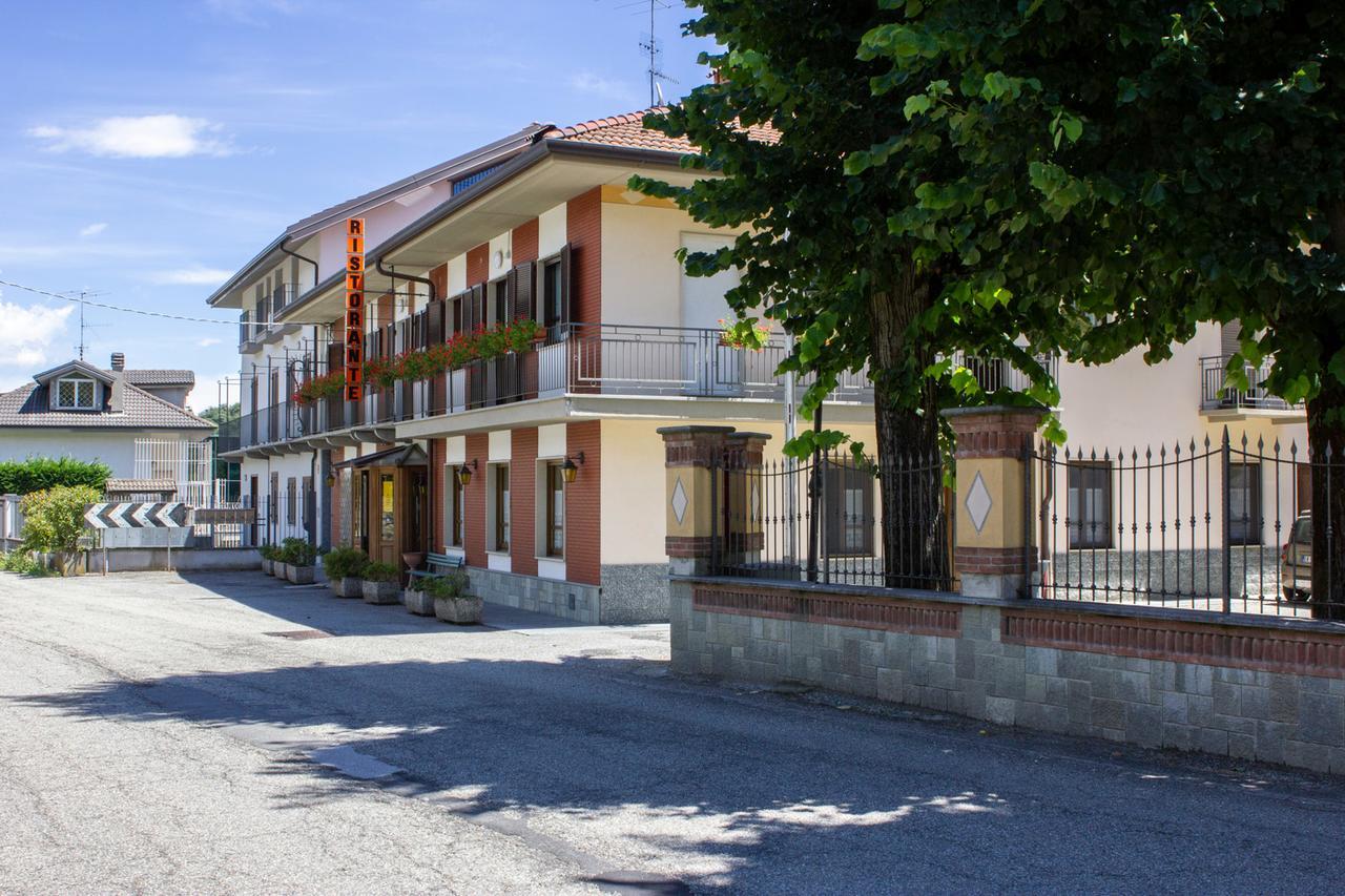 Готель Ristorante Buasca Cuorgne Екстер'єр фото